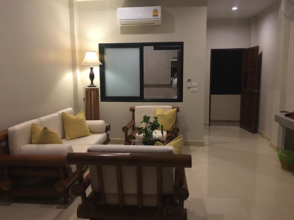 Nisa Residence Phuket Екстериор снимка