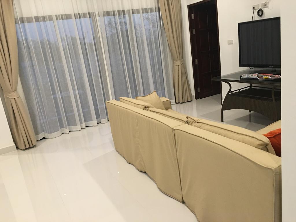 Nisa Residence Phuket Екстериор снимка