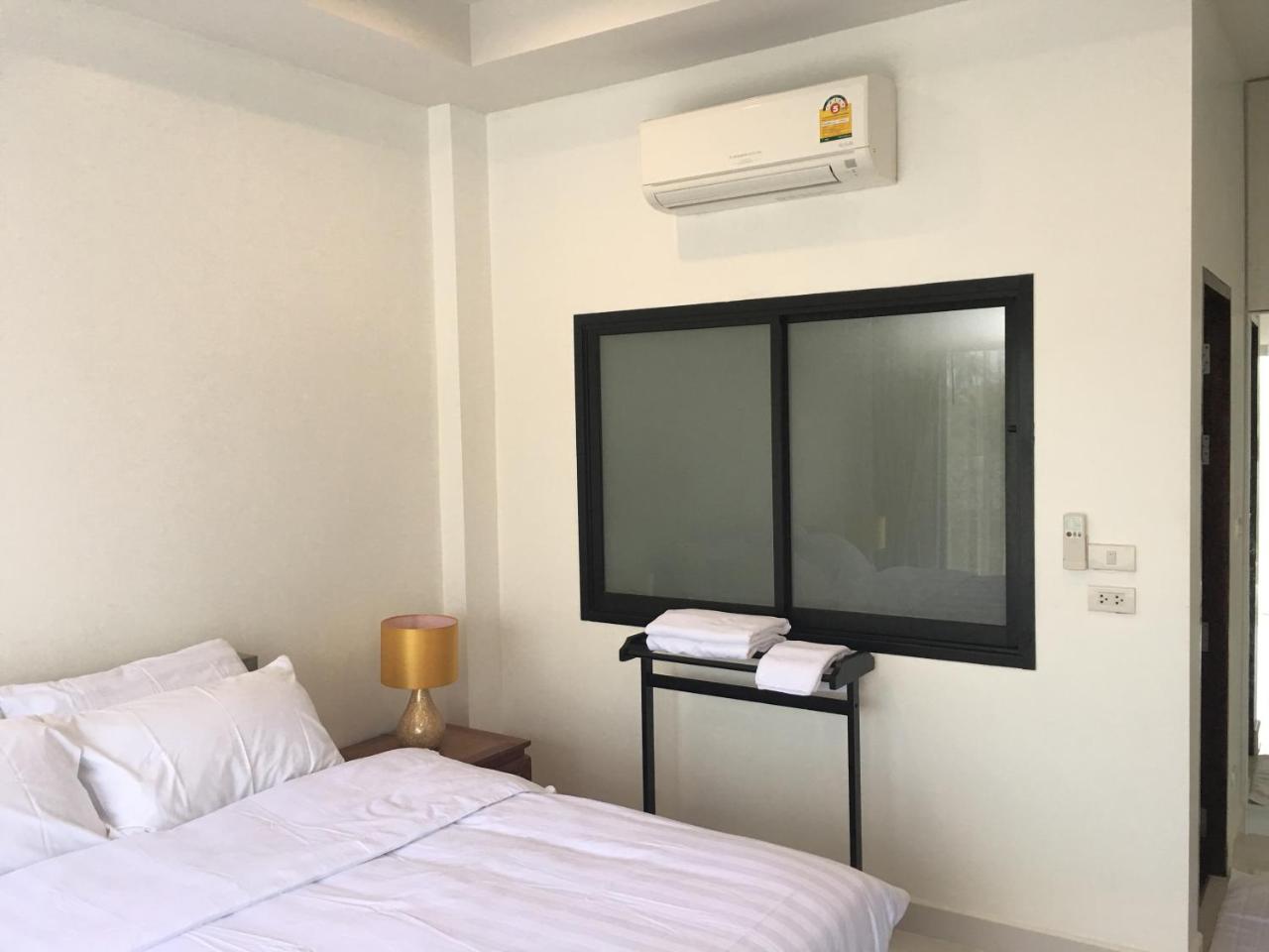 Nisa Residence Phuket Екстериор снимка